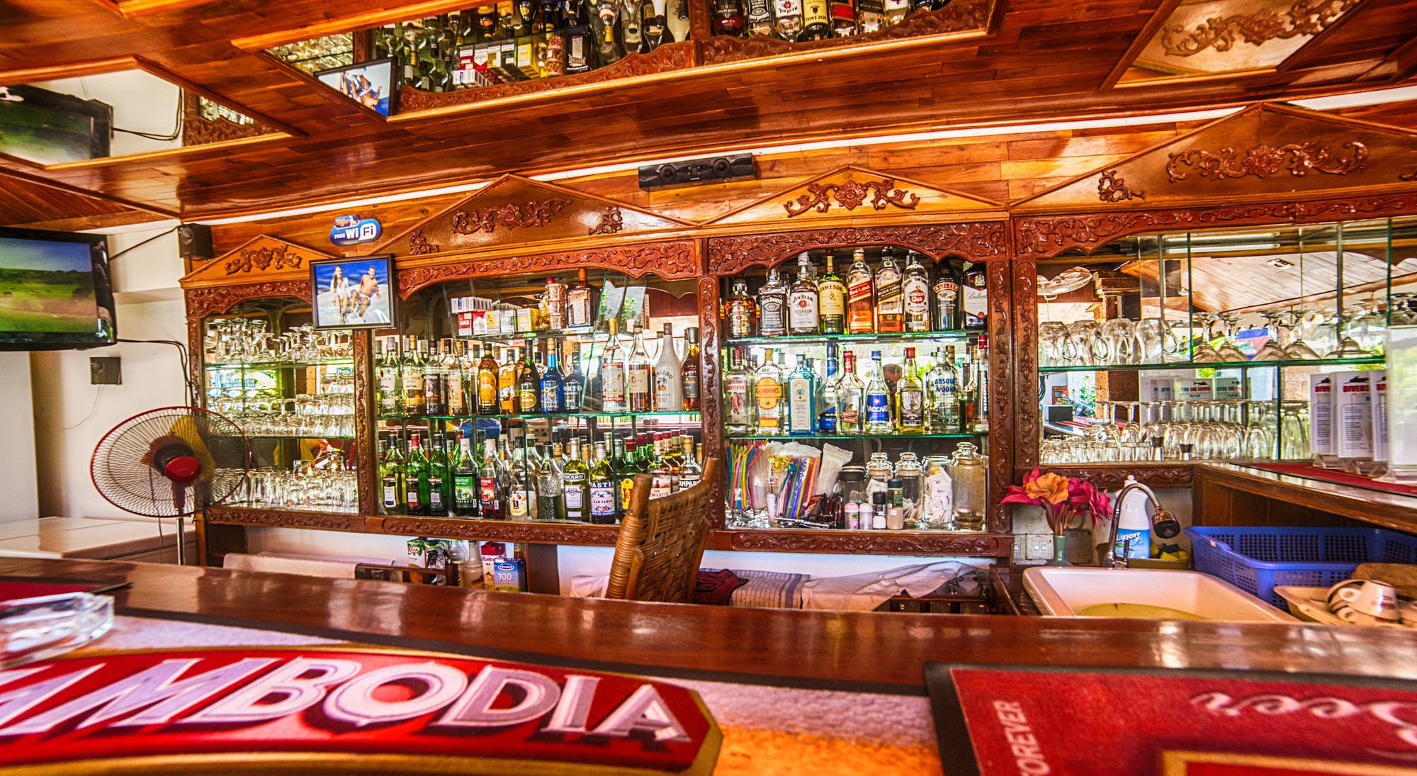 Divers Hotel Сиануквиль Экстерьер фото